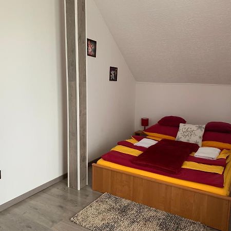 Nagcsalados Rozsa Apartman Балатонлелле Екстер'єр фото