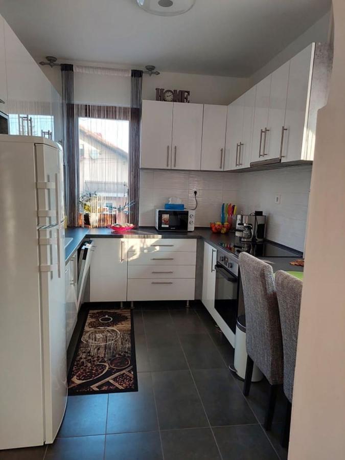Nagcsalados Rozsa Apartman Балатонлелле Екстер'єр фото