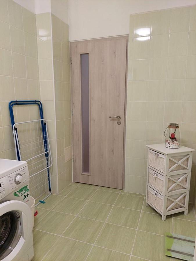 Nagcsalados Rozsa Apartman Балатонлелле Екстер'єр фото