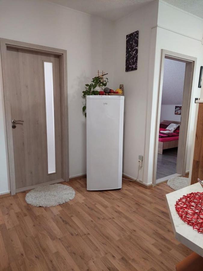 Nagcsalados Rozsa Apartman Балатонлелле Екстер'єр фото