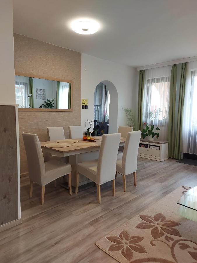 Nagcsalados Rozsa Apartman Балатонлелле Екстер'єр фото